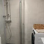 Modern And Beautiful Two-bedroom Apartment, Wifi And Parking