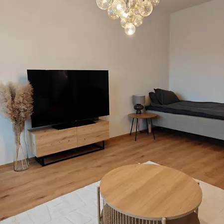 Apartamento Modern And Beautiful Two-bedroom Apartment, Wifi And Parking