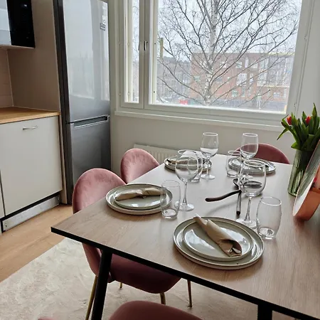 Modern And Beautiful Two-bedroom Apartment, Wifi And Parking