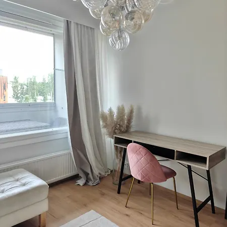 Modern And Beautiful Two-bedroom Apartment, Wifi And Parking Hyvinkää